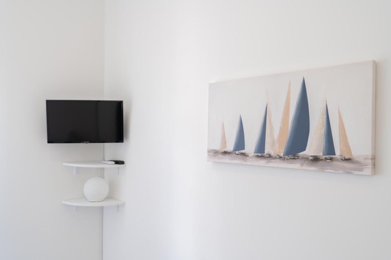 Lighthouse Apartment Таормина Екстериор снимка