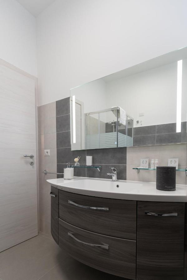 Lighthouse Apartment Таормина Екстериор снимка