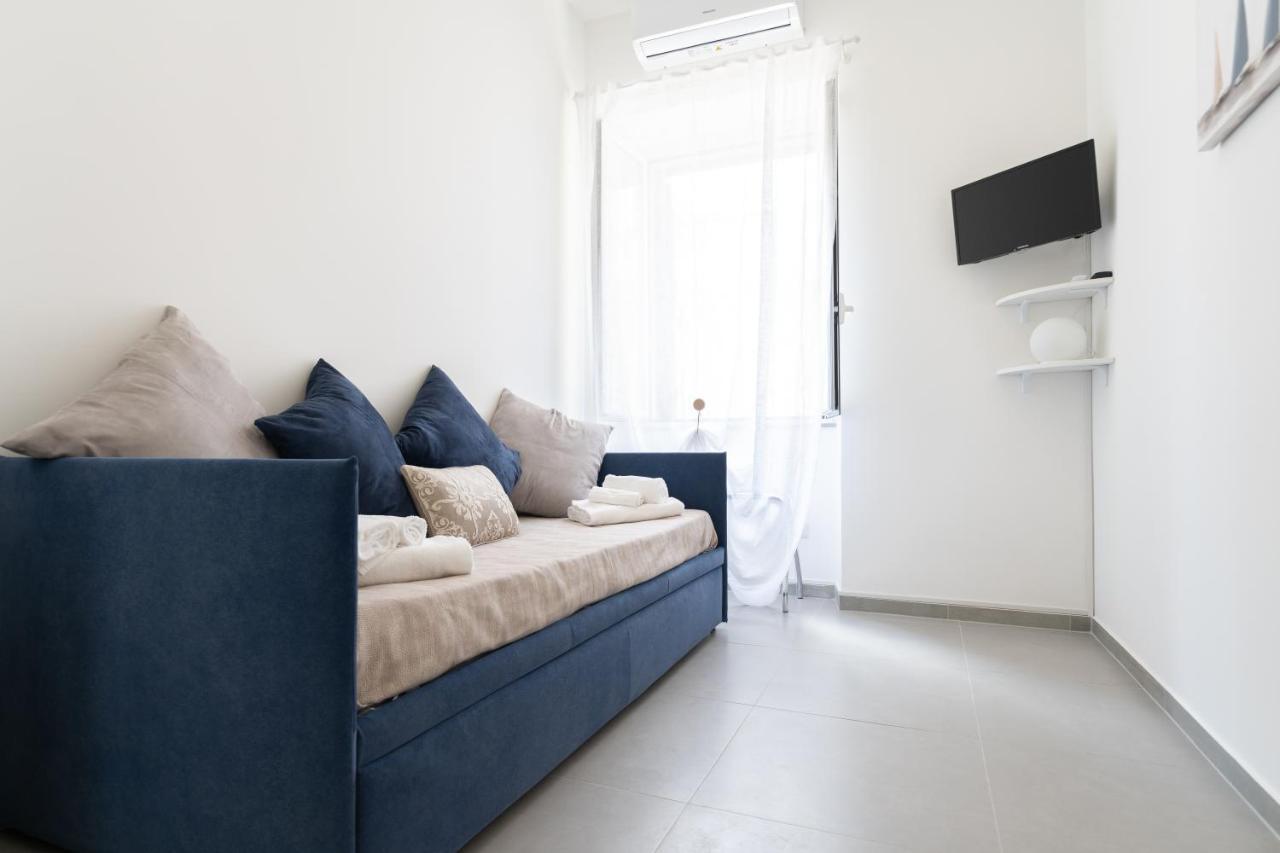 Lighthouse Apartment Таормина Екстериор снимка